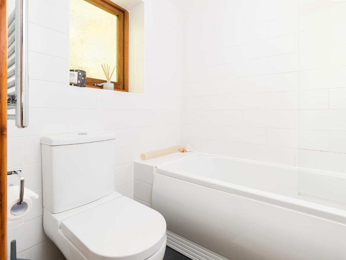 Villa Pass The Keys Rural Retreat In Rowington, Warwickshire à Warwick  Extérieur photo